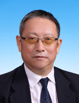        鄭建邦，男，漢族，1957年1月生，民革黨員，大學學歷，經(jīng)濟學學士學位。       現(xiàn)任全國人大常委會副委員長，民革中央主席，中國和平統(tǒng)一促進會副會長。