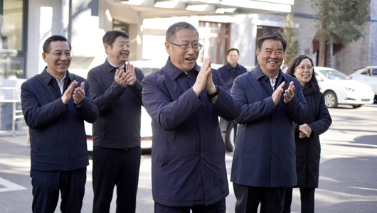 民革中央領(lǐng)導(dǎo)走訪慰問機關(guān)各部門及團結(jié)報社、團結(jié)出版社干部職工