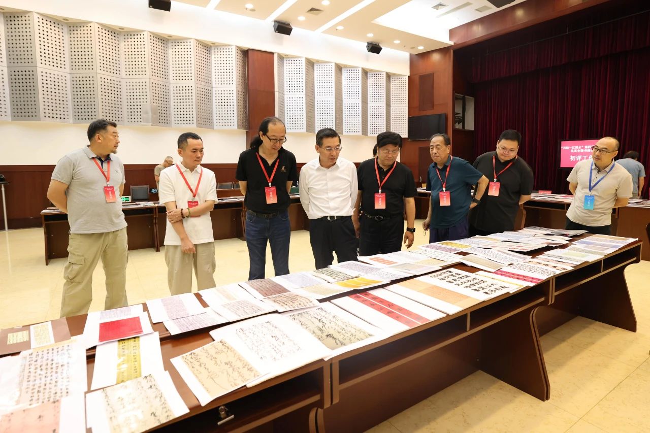 第四屆“風(fēng)雨同舟”民革全國書畫作品展初評工作會議在京舉行