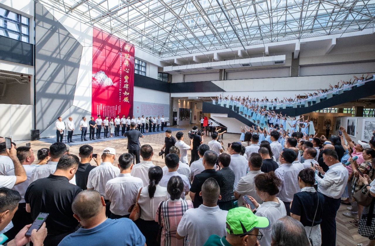 “朔風(fēng)丹心 豐碑如鐵——紀(jì)念中國人民抗日戰(zhàn)爭暨世界反法西斯戰(zhàn)爭勝利80周年書畫展”在長春舉行